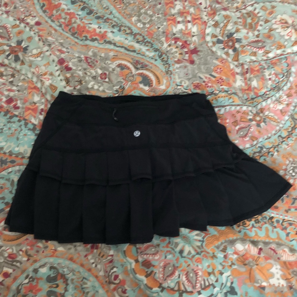 Lululemon Tennis skirt Sz 6 EUC